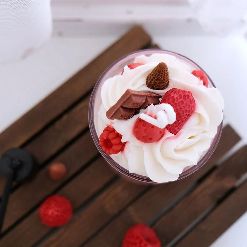 Custom Private Label Strawberry Cream Tower Scented Candle Soy Wax Scented Candle Handmade Food Candle